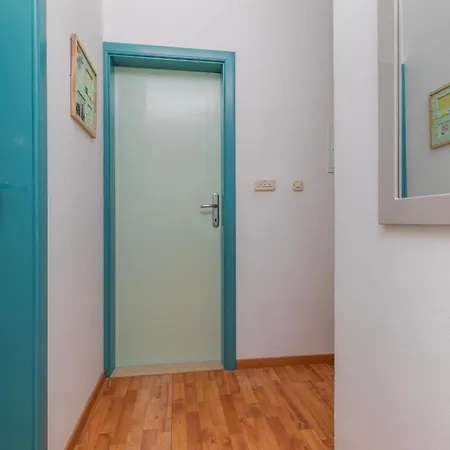 Apartment By The Sea Podaca, Makarska - 13189